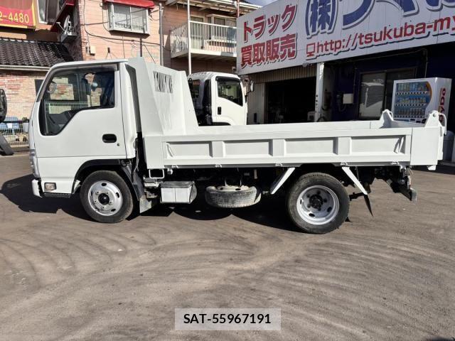 Isuzu ELF TRUCK 2017-03 7217977-7