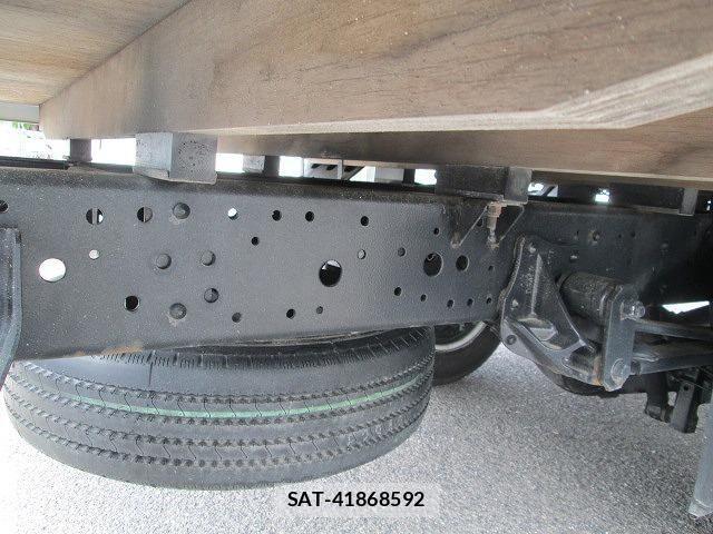 Isuzu ELF TRUCK 2021-06 7218042-13