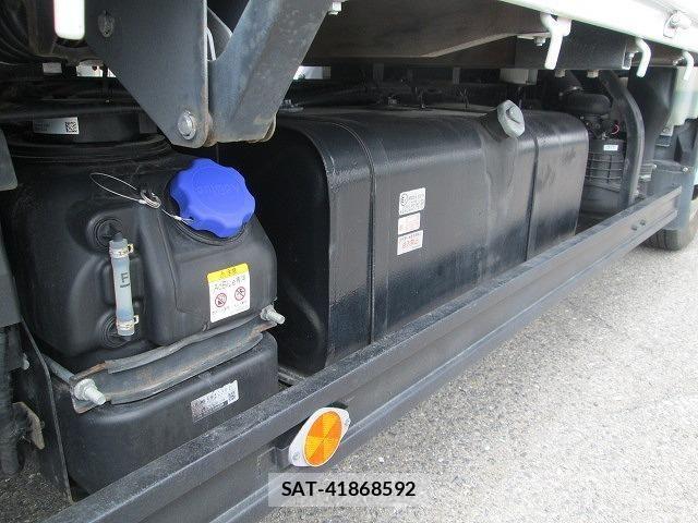 Isuzu ELF TRUCK 2021-06 7218042-14