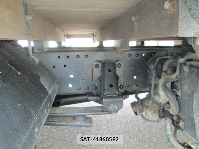 Isuzu ELF TRUCK 2021-06 7218042-15