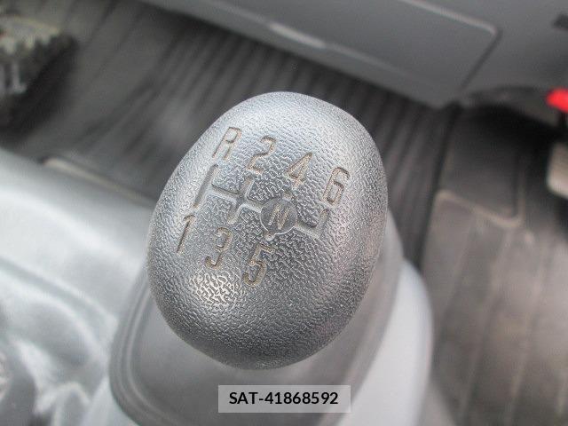 Isuzu ELF TRUCK 2021-06 7218042-22