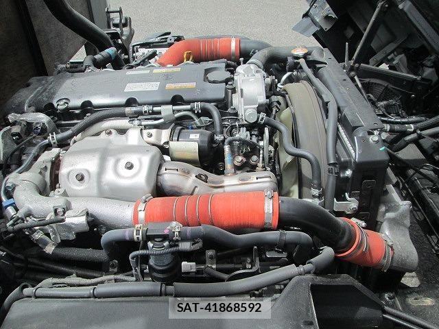 Isuzu ELF TRUCK 2021-06 7218042-28