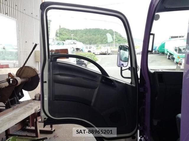 Isuzu ELF TRUCK 2017-01 7217974-22