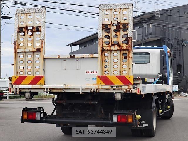Isuzu ELF TRUCK 2018-01 7217980-2
