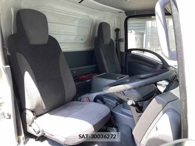 Isuzu ELF TRUCK 2020-01 7218031-15
