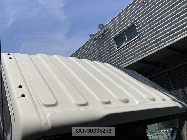 Isuzu ELF TRUCK 2020-01 7218031-21