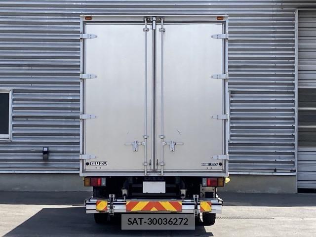Isuzu ELF TRUCK 2020-01 7218031-3