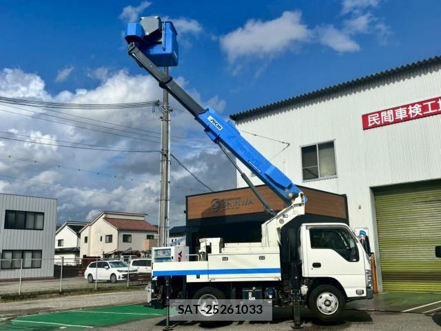 Isuzu ELF TRUCK 2020-03 7218035-8