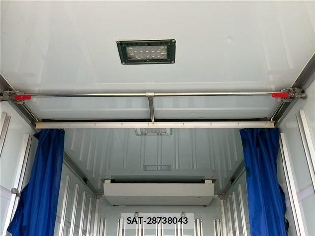 Isuzu ELF TRUCK 2016-03 7217972-18
