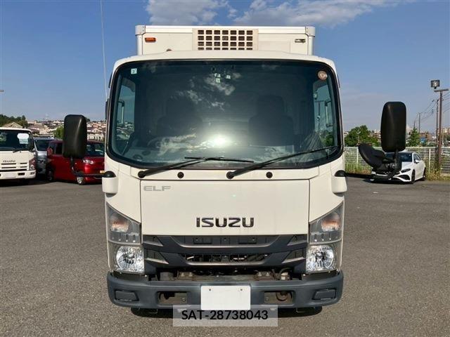 Isuzu ELF TRUCK 2016-03 7217972-1