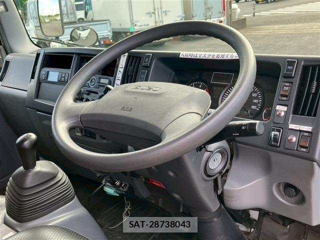 Isuzu ELF TRUCK 2016-03 7217972-22