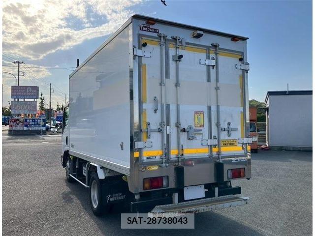 Isuzu ELF TRUCK 2016-03 7217972-6