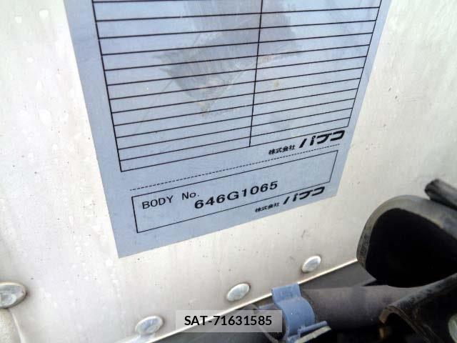Isuzu ELF TRUCK 2016-04 7217971-21