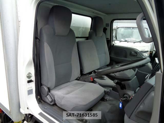 Isuzu ELF TRUCK 2016-04 7217971-4