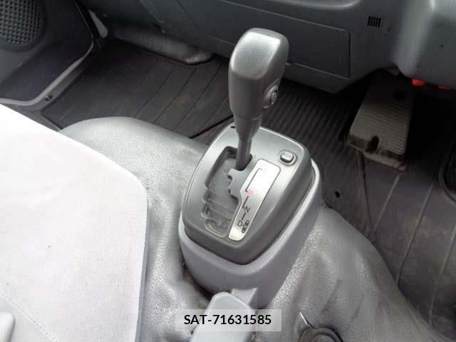 Isuzu ELF TRUCK 2016-04 7217971-6
