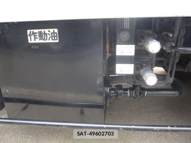 Isuzu ELF TRUCK 2003-01 7217938-12