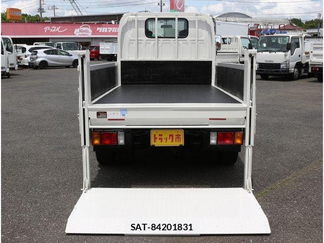 Isuzu ELF TRUCK 2020-02 7218034-11