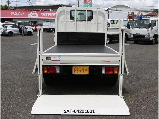 Isuzu ELF TRUCK 2020-02 7218034-16