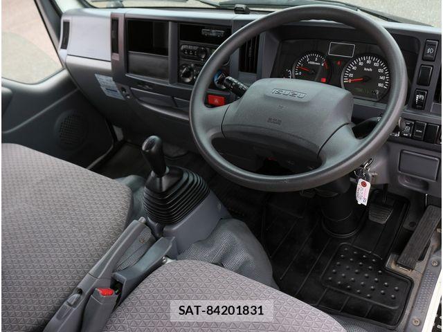 Isuzu ELF TRUCK 2020-02 7218034-1
