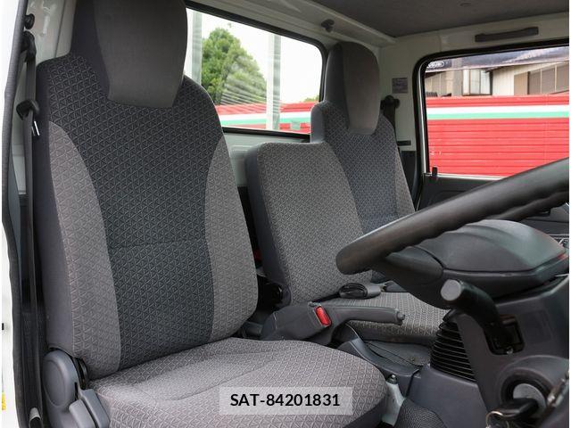 Isuzu ELF TRUCK 2020-02 7218034-21