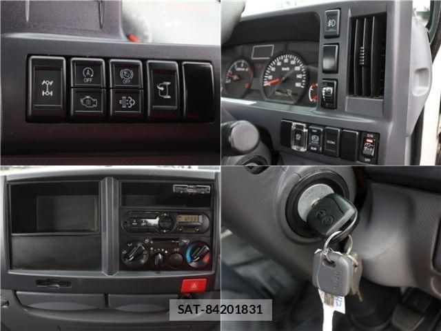 Isuzu ELF TRUCK 2020-02 7218034-26