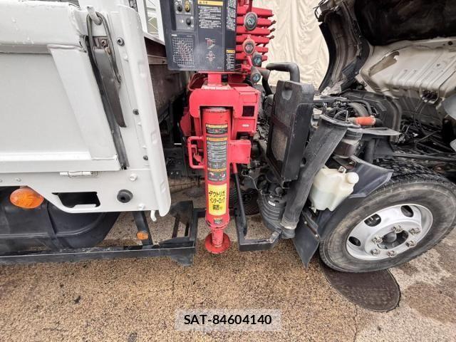 Isuzu ELF TRUCK 2013-09 7217959-21