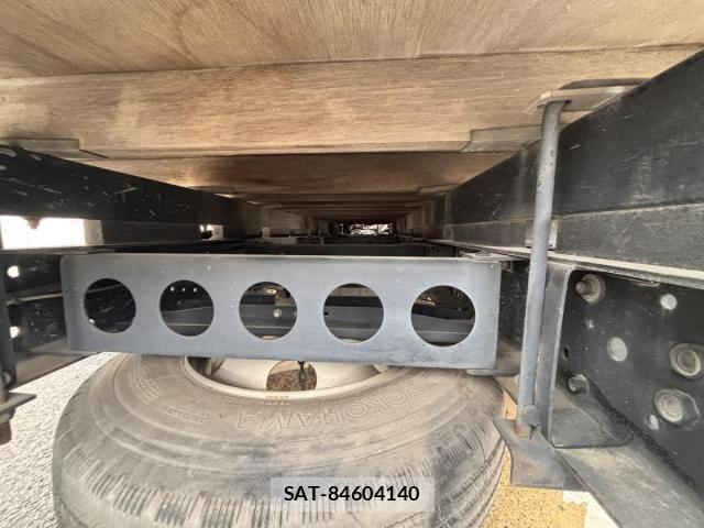 Isuzu ELF TRUCK 2013-09 7217959-27
