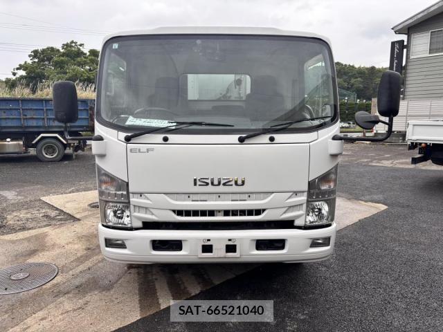 Isuzu ELF TRUCK 2017-01 7217976-1