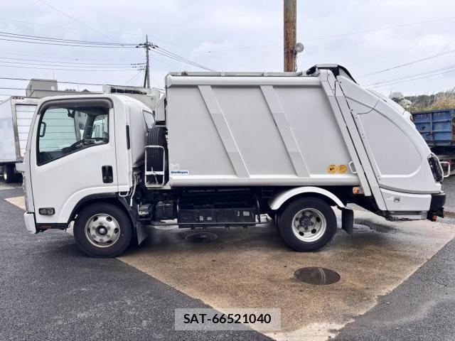 Isuzu ELF TRUCK 2017-01 7217976-7