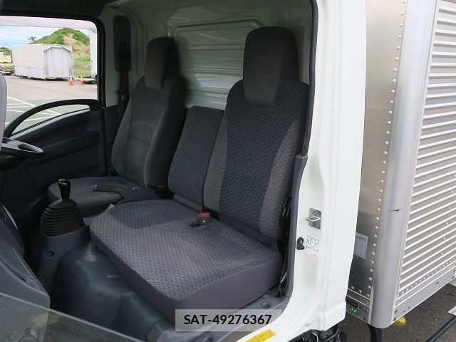 Isuzu ELF TRUCK 2019-06 7218026-19