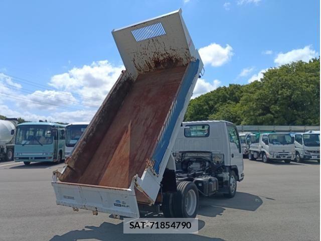 Isuzu ELF TRUCK 2018-02 7217983-7