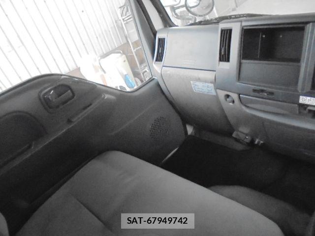 Isuzu ELF TRUCK 2015-04 7217967-20
