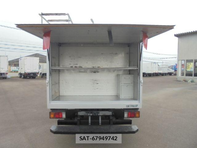 Isuzu ELF TRUCK 2015-04 7217967-29