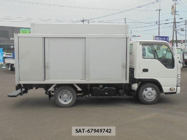 Isuzu ELF TRUCK 2015-04 7217967-7