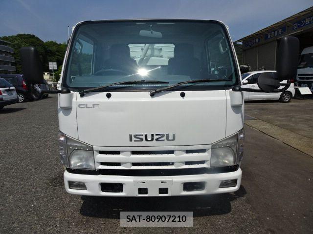 Isuzu ELF TRUCK 2012-07 7217956-9