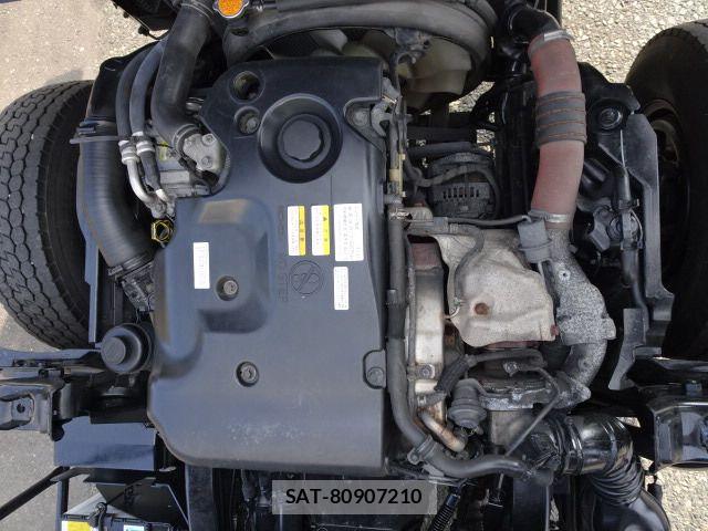 Isuzu ELF TRUCK 2012-07 7217956-6