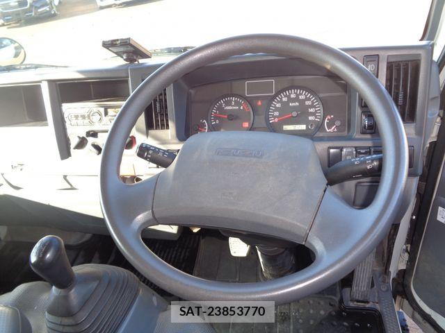 Isuzu ELF TRUCK 2018-02 7217986-12