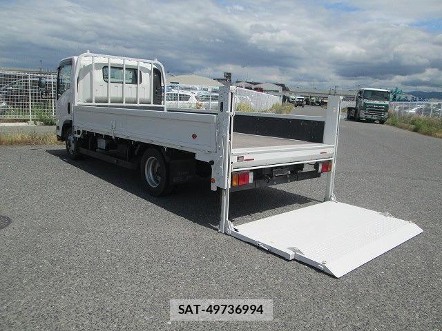 Isuzu ELF TRUCK 2019-04 7218028-16