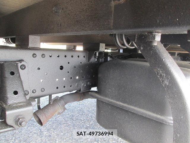 Isuzu ELF TRUCK 2019-04 7218028-19