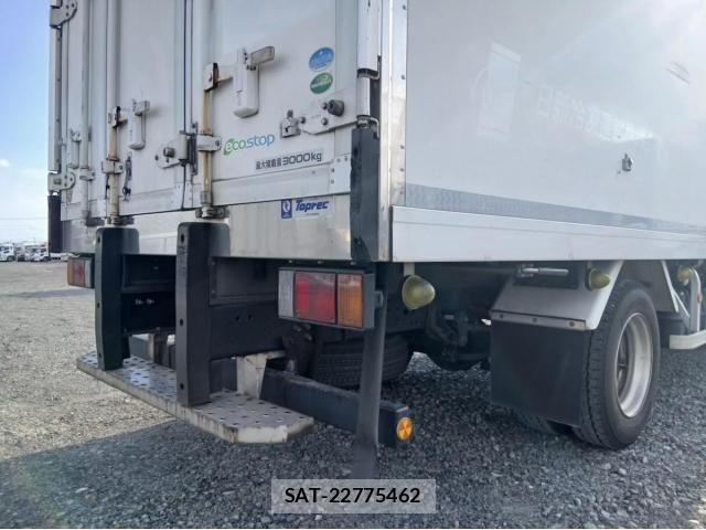 Isuzu ELF TRUCK 2016-06 7217973-10