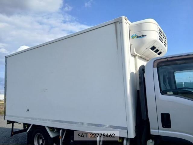 Isuzu ELF TRUCK 2016-06 7217973-16