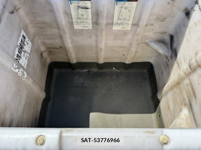 Isuzu ELF TRUCK 2012-10 7217955-15