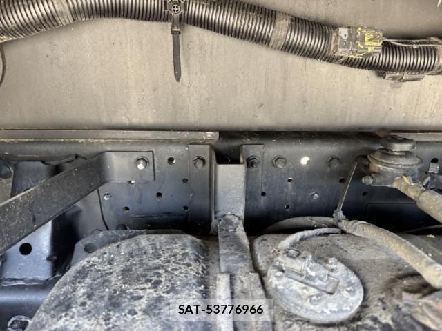 Isuzu ELF TRUCK 2012-10 7217955-21