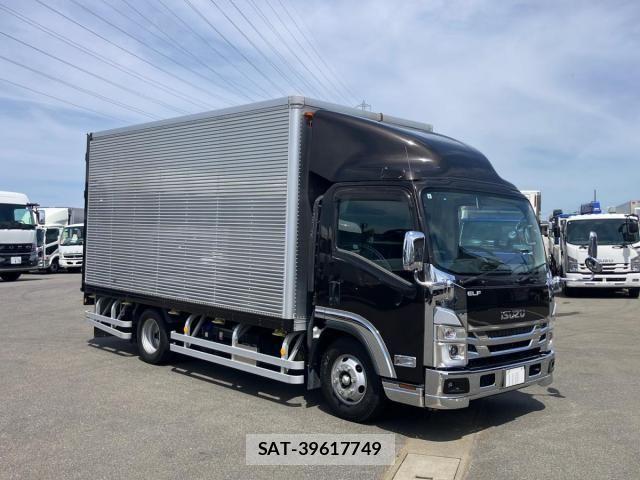 Isuzu ELF TRUCK 2021-08 7218046-1