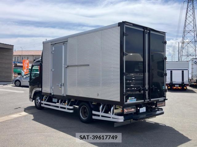Isuzu ELF TRUCK 2021-08 7218046-3
