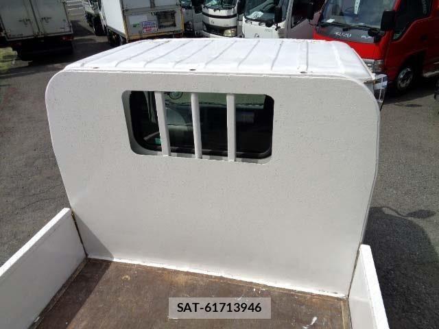 Isuzu ELF TRUCK 2008-03 7217952-10