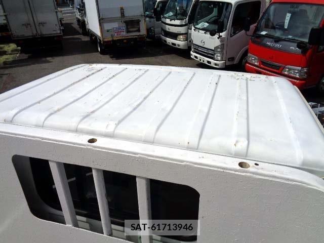 Isuzu ELF TRUCK 2008-03 7217952-11