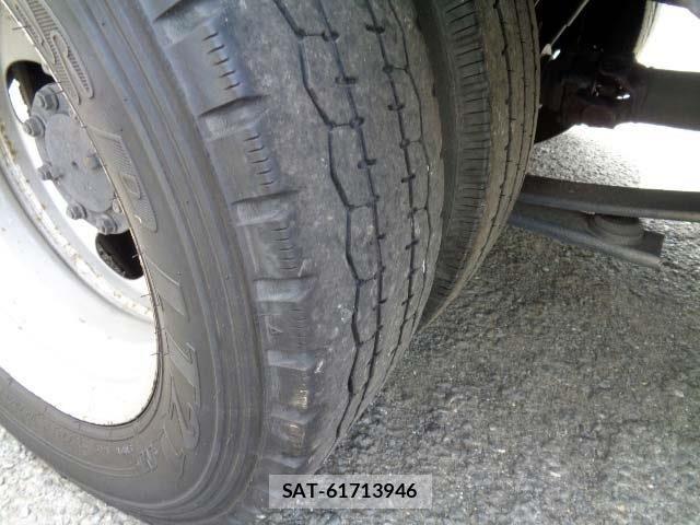 Isuzu ELF TRUCK 2008-03 7217952-16
