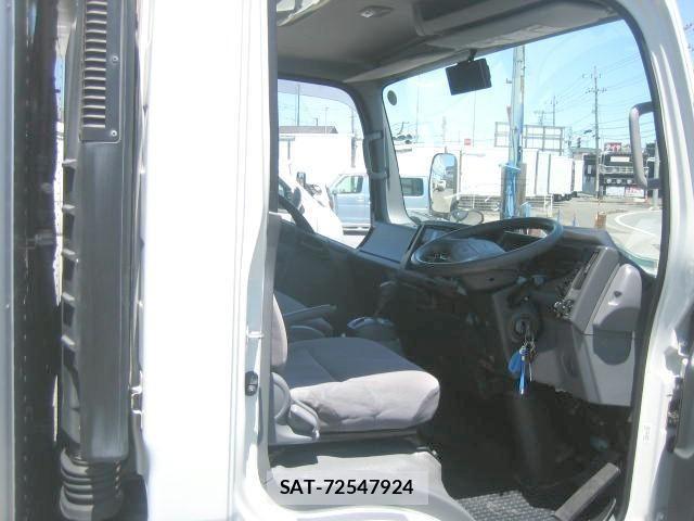 Isuzu ELF TRUCK 2013-09 7250678-24