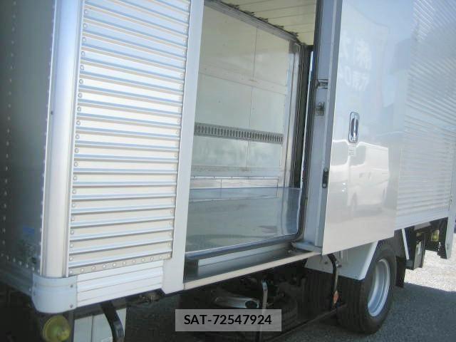 Isuzu ELF TRUCK 2013-09 7250678-7